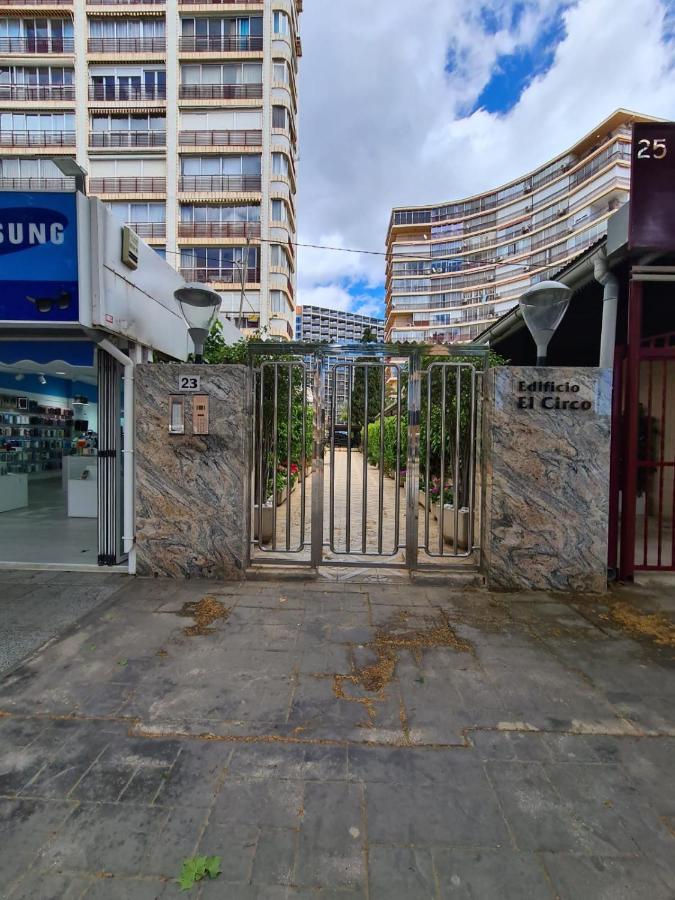 Apartamento Edificio El Circo Benidorm Exterior foto
